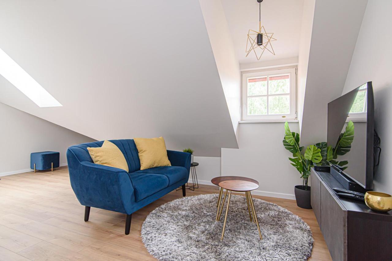 Zydu Str Two Bedrooms By Urban Rent