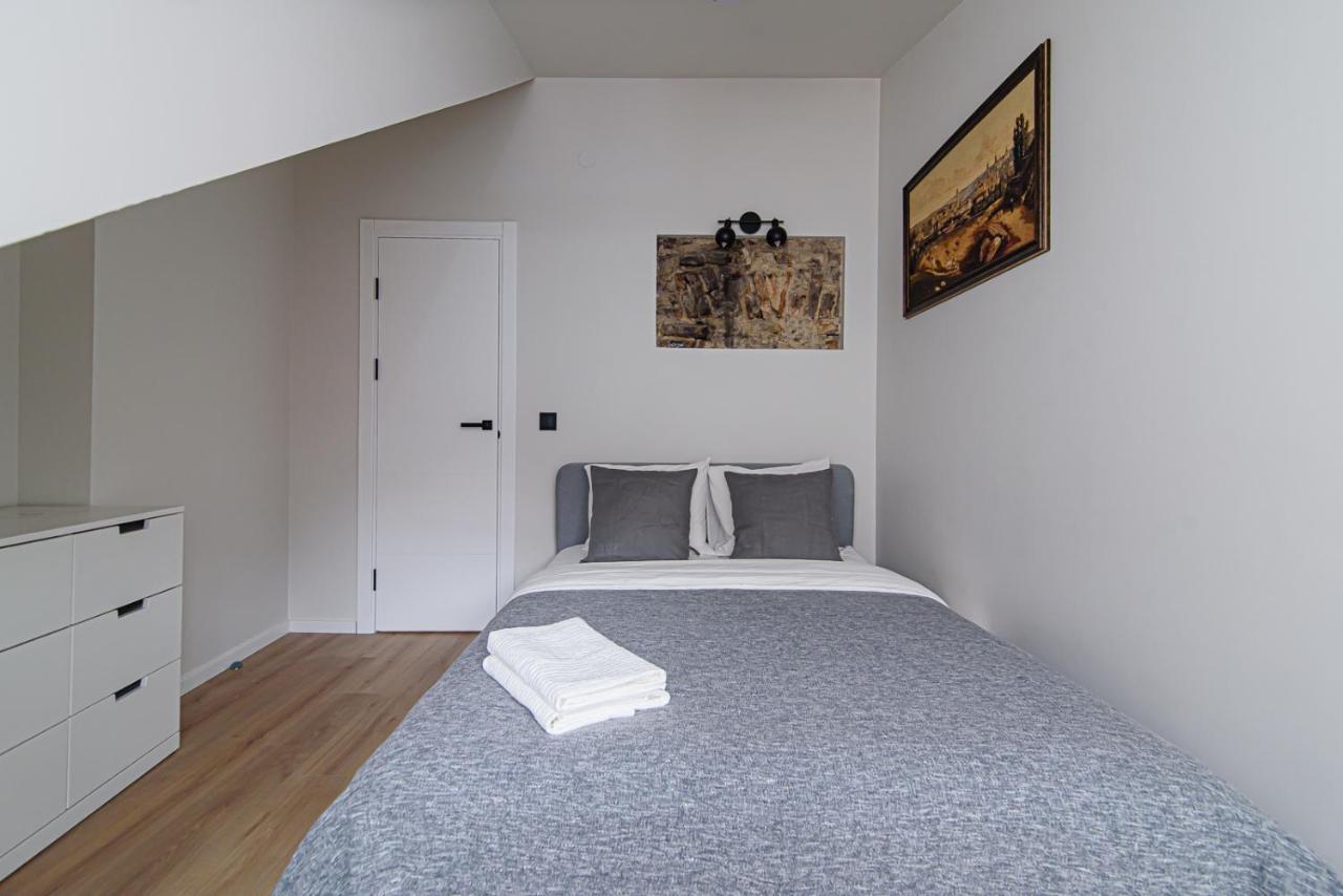 Zydu Str Two Bedrooms By Urban Rent Apartment